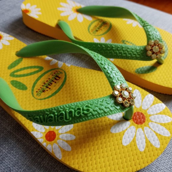 New Havaianas flip flops - Picture 2 of 3